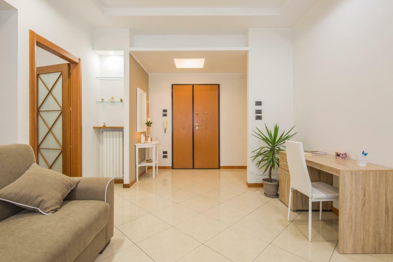 La Casa Di Genella Salerno Exterior photo
